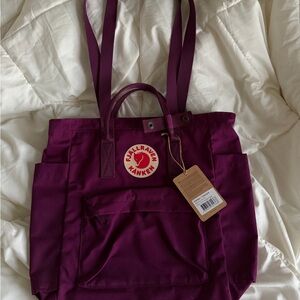 Fjallraven Kånken Totepack NWT Purple